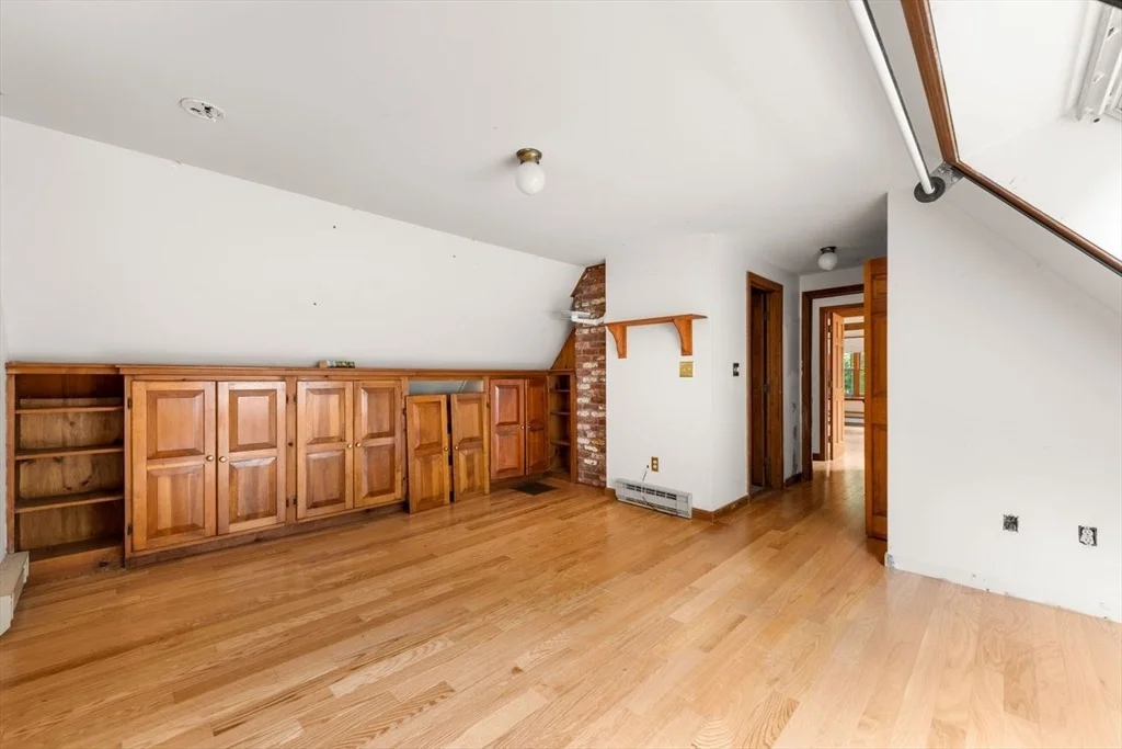 Photo of 95 Lawrence Rd