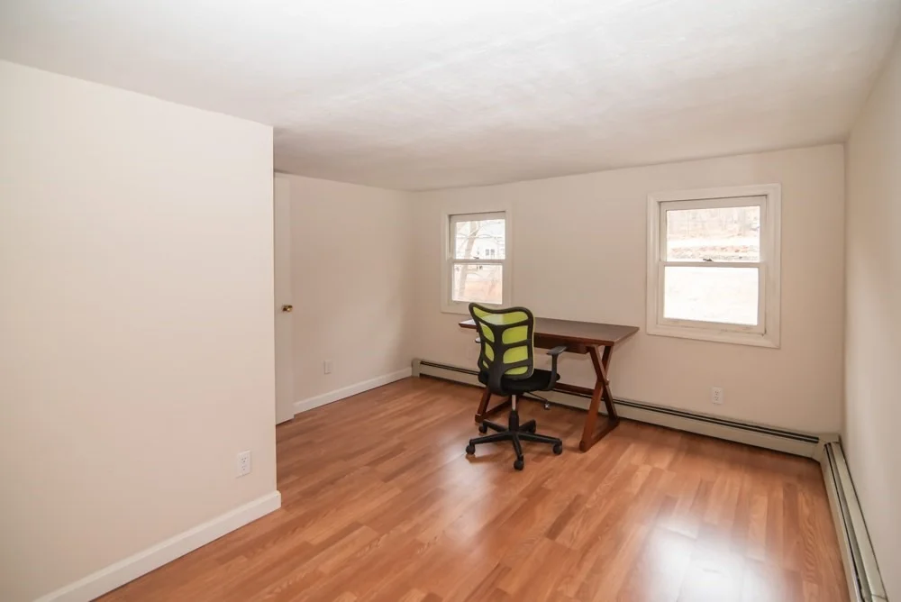 Photo of 449 Amesbury Rd