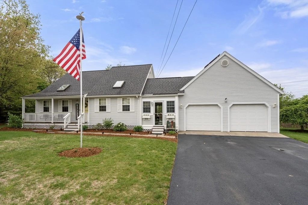 Photo of 77 Gregory Dr