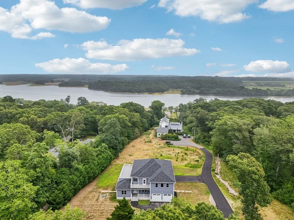 Photo of 920 Drift Road