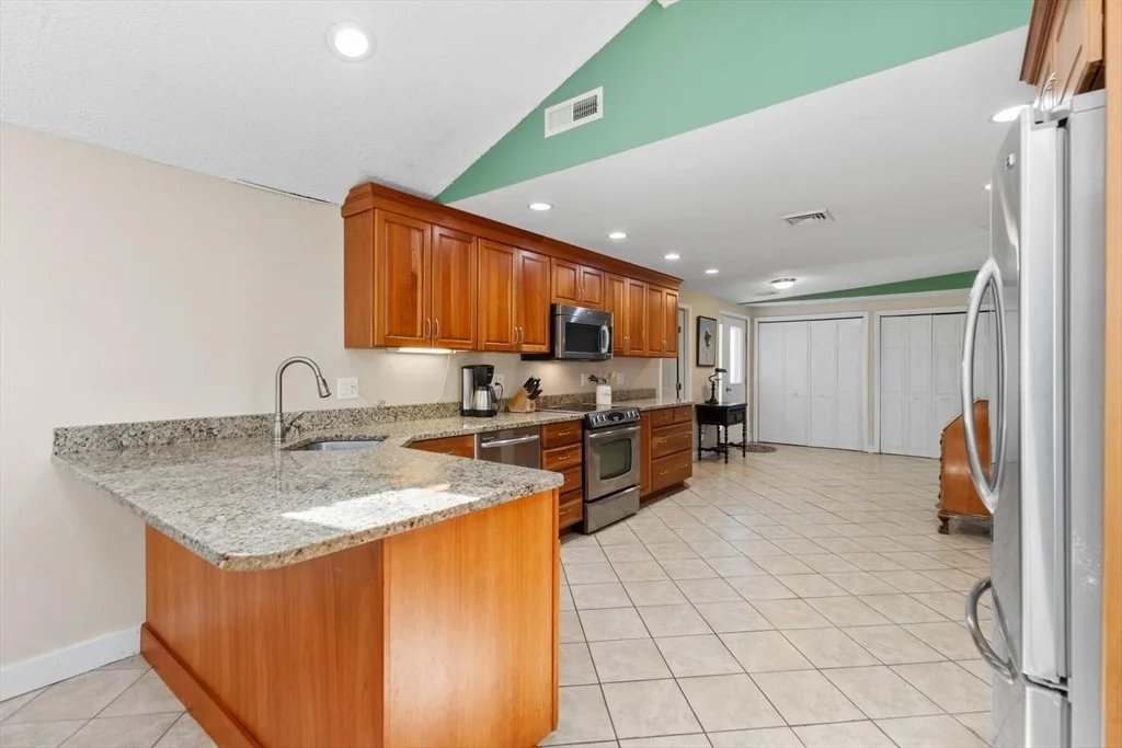 Photo of 52 Coolidge Rd