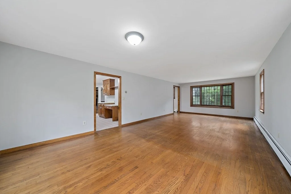 Photo of 70 Joyce Anne Rd