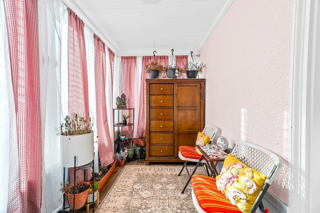 Photo of 28 Maple Street
