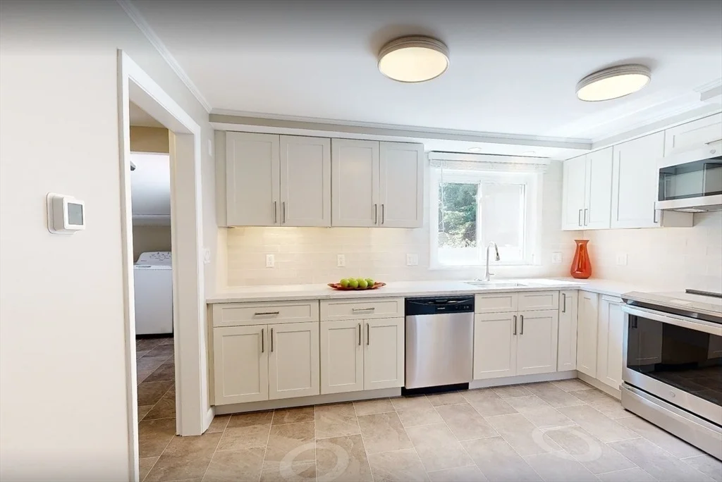 Photo of 22 Corrine Dr