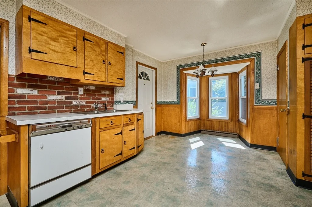 Photo of 87 Holyoke St