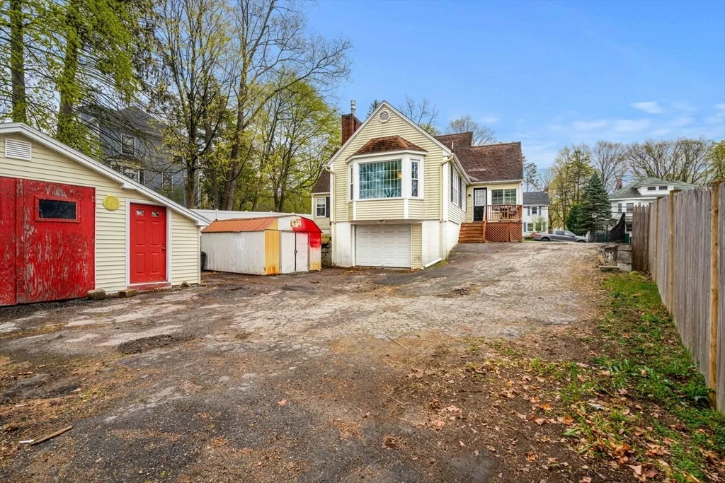 Photo of 38 Marsh Ave