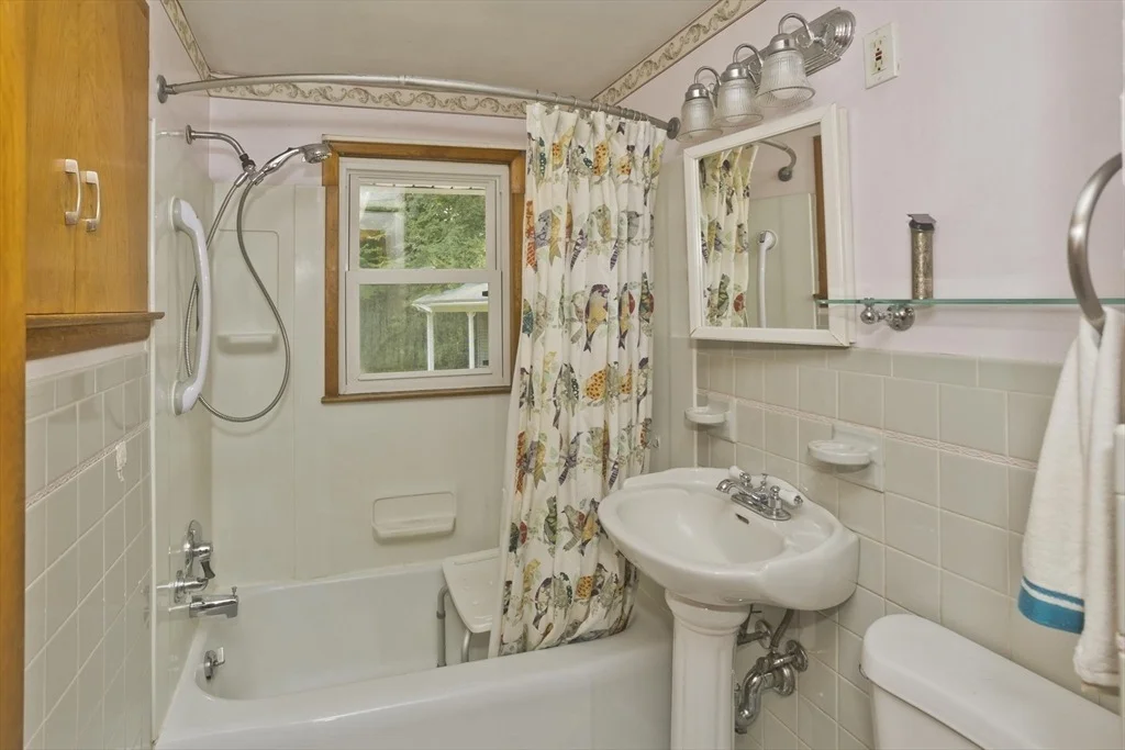 Photo of 492 Morgan Road