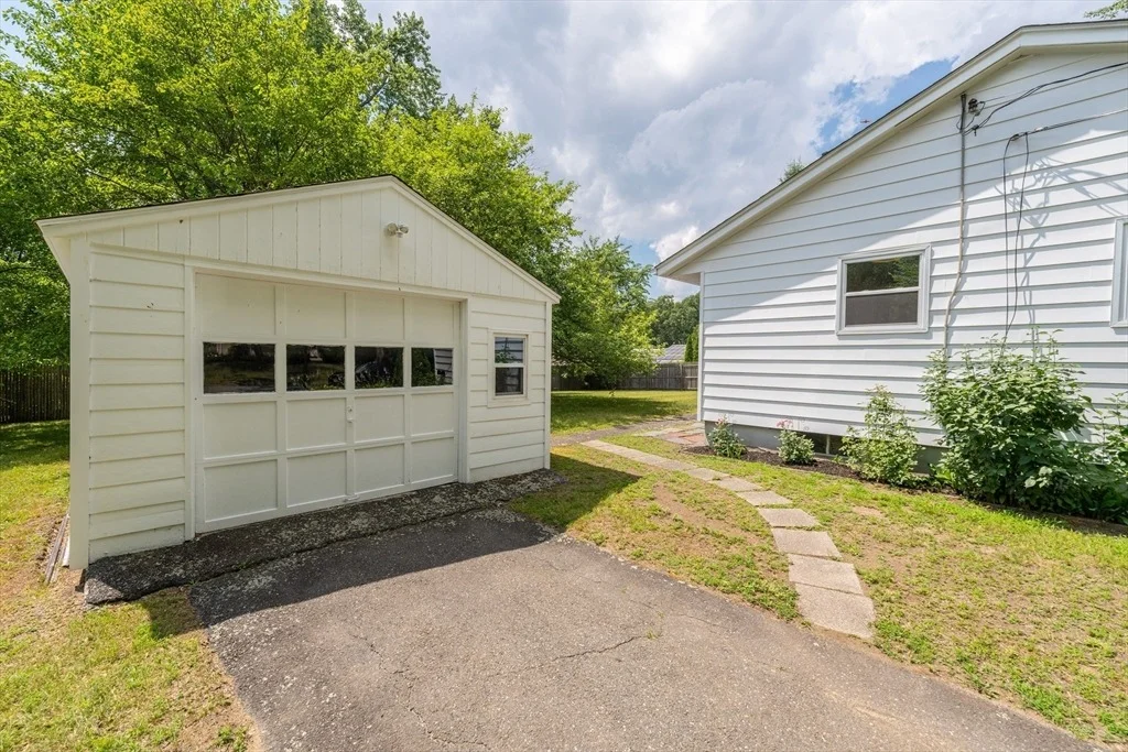 Photo of 24 Higgins St