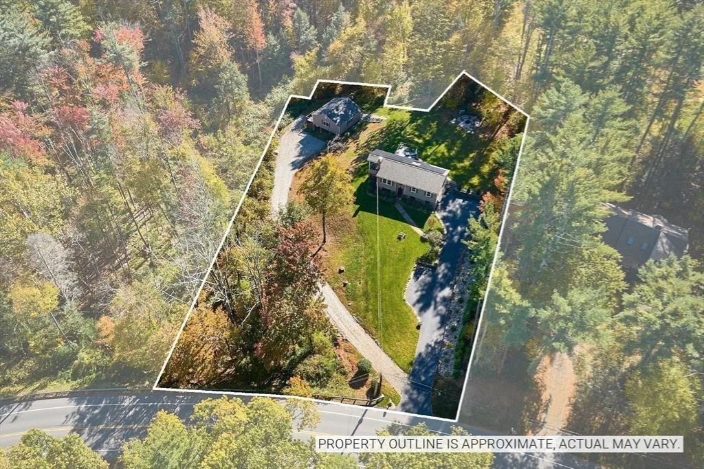 Photo of 1260 Westhampton Road