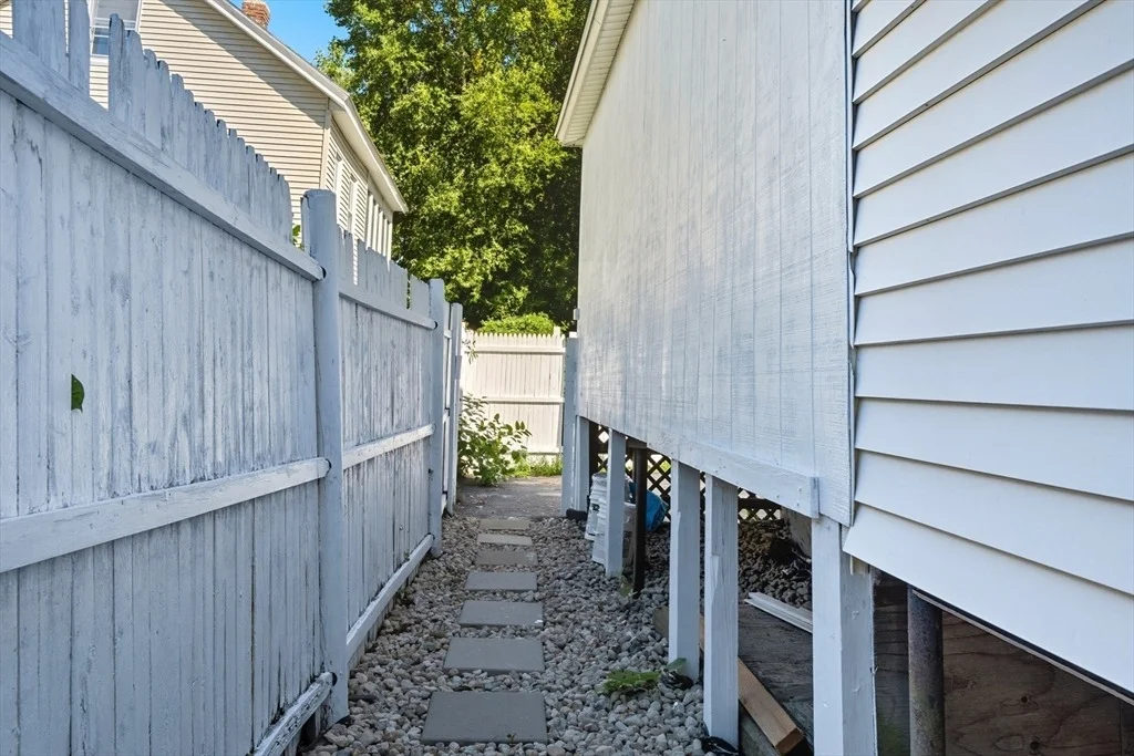 Photo of 10 Mission Pl