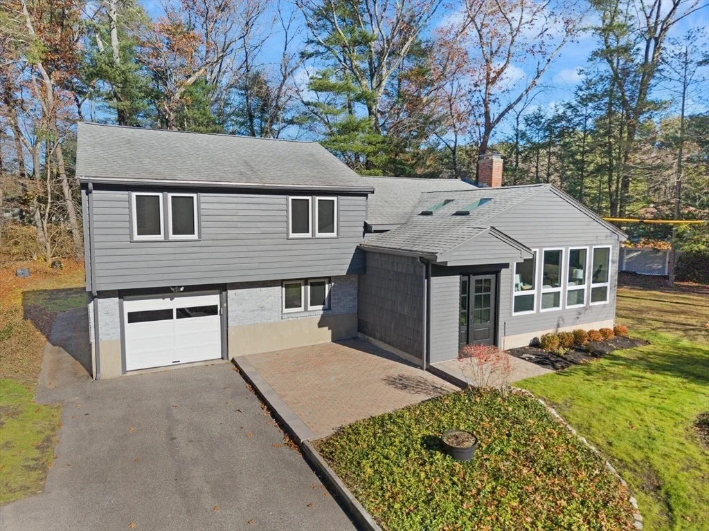 Photo of 12 Hickory Rd