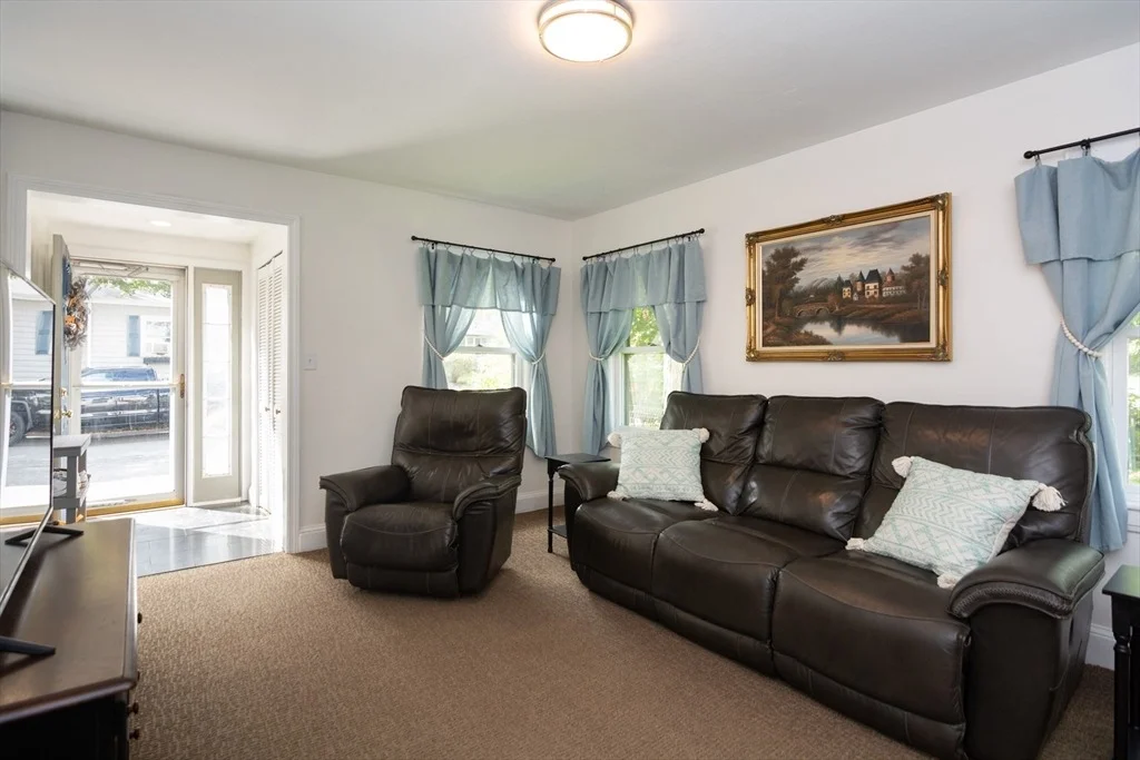 Photo of 12 Tarbox St