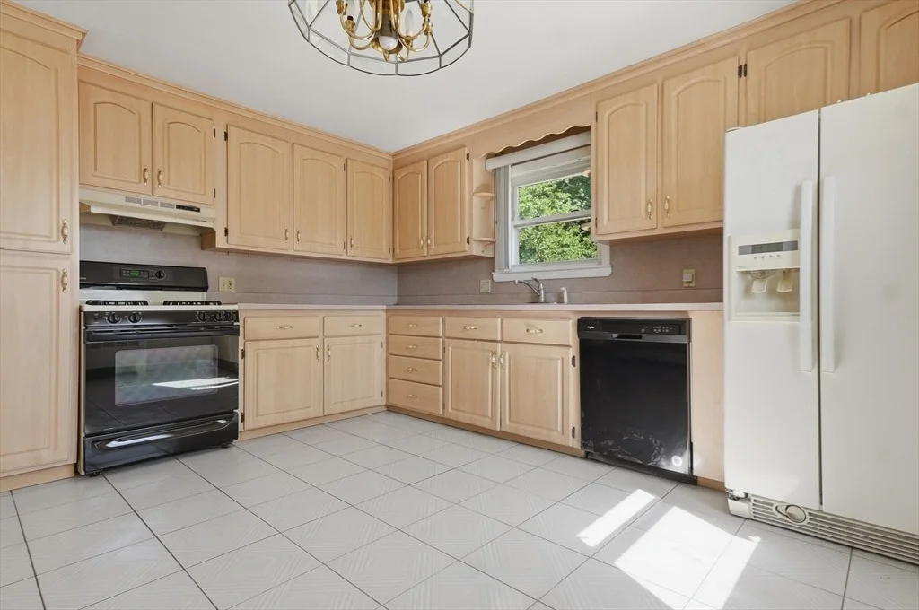 Photo of 7 Dewey Avenue