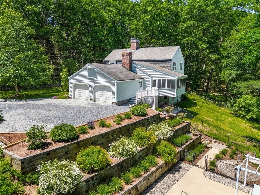 Photo of 153 Raddin Rd