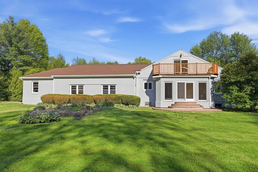 Photo of 106 Bolton Rd