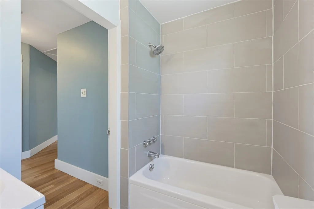 Photo of 210 Pleasant Street