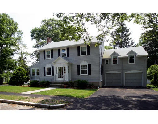 Photo of 51 Ridgeway Dr
