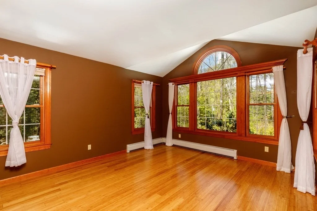 Photo of 1478 Conant Road