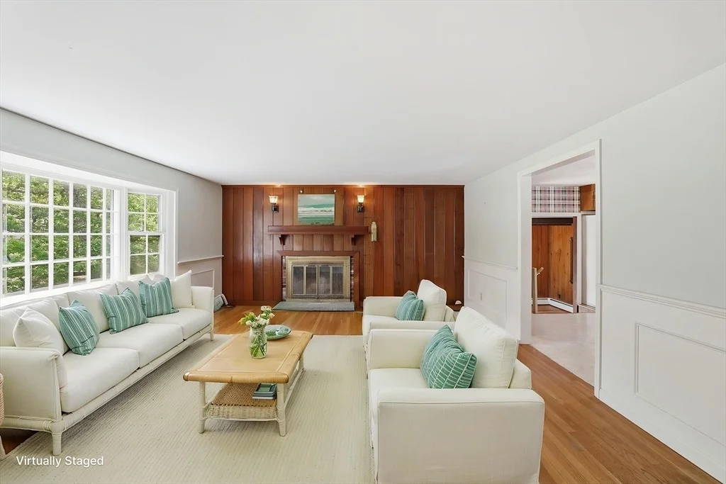 Photo of 1 Aspen Rd