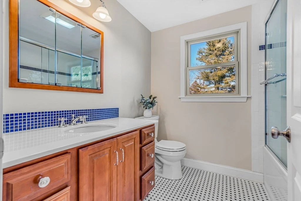 Photo of 13 Bridle Path