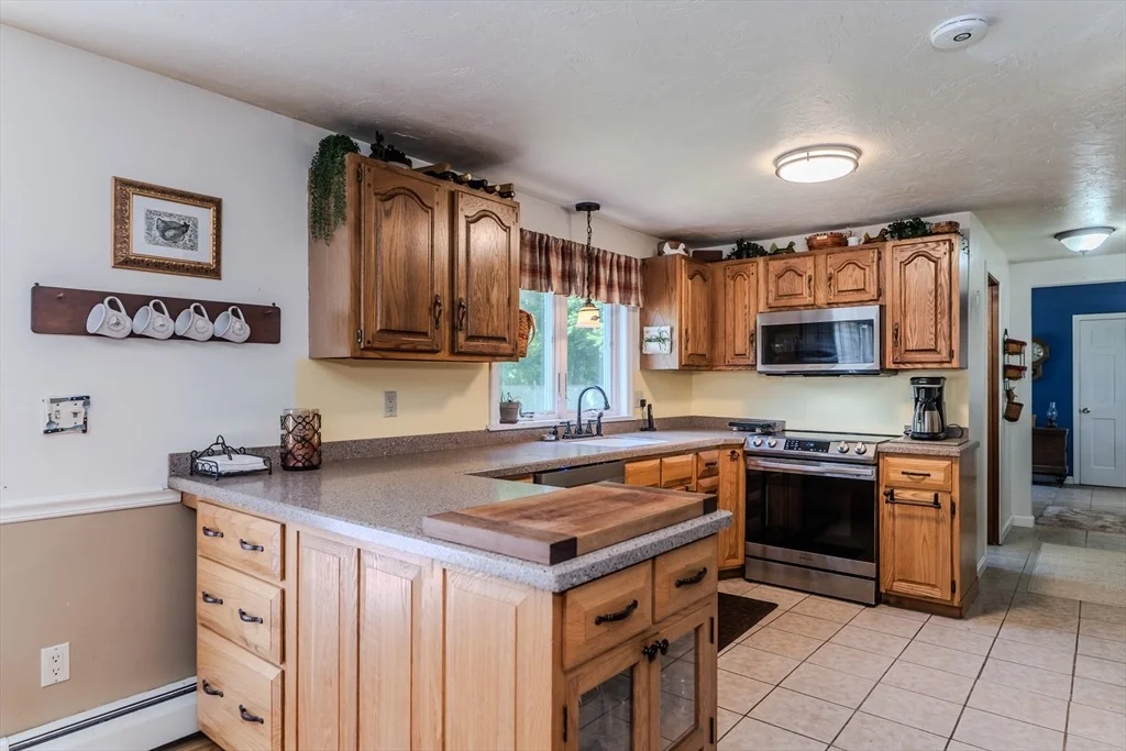 Photo of 446 Wheelwright Rd