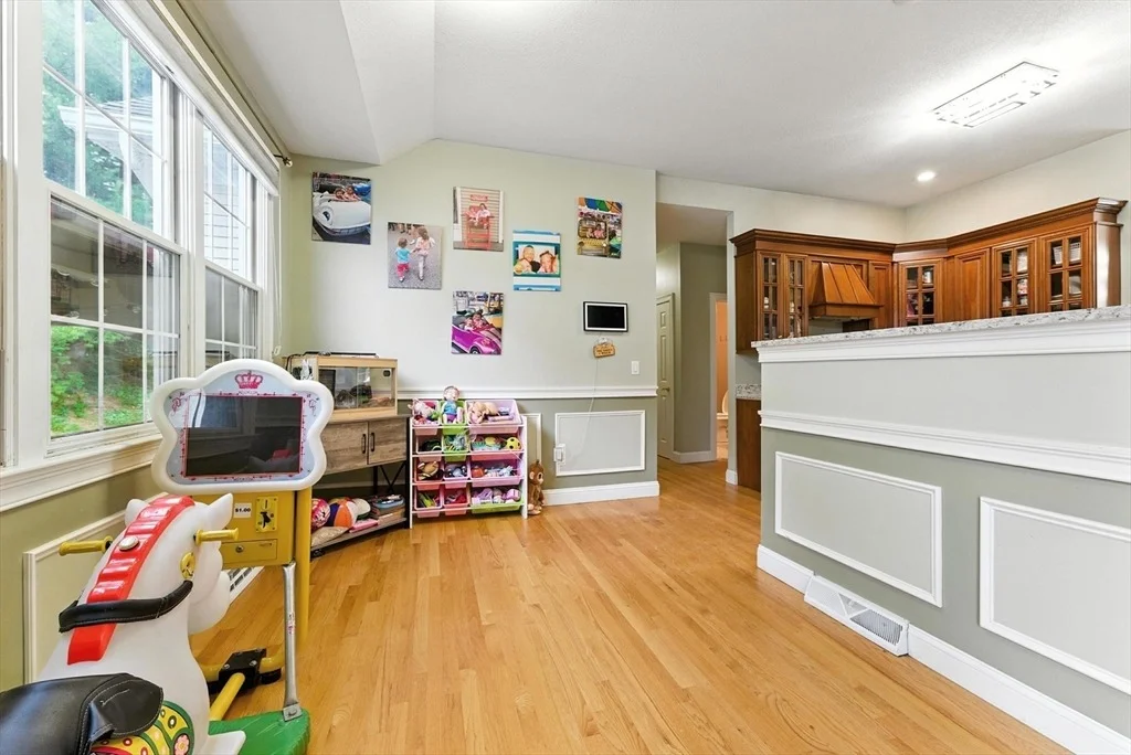 Photo of 30 Radisson Ln