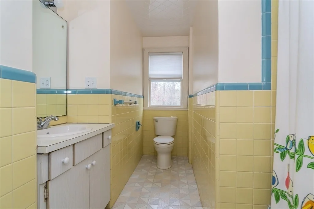 Photo of 431 Clapboardtree Street