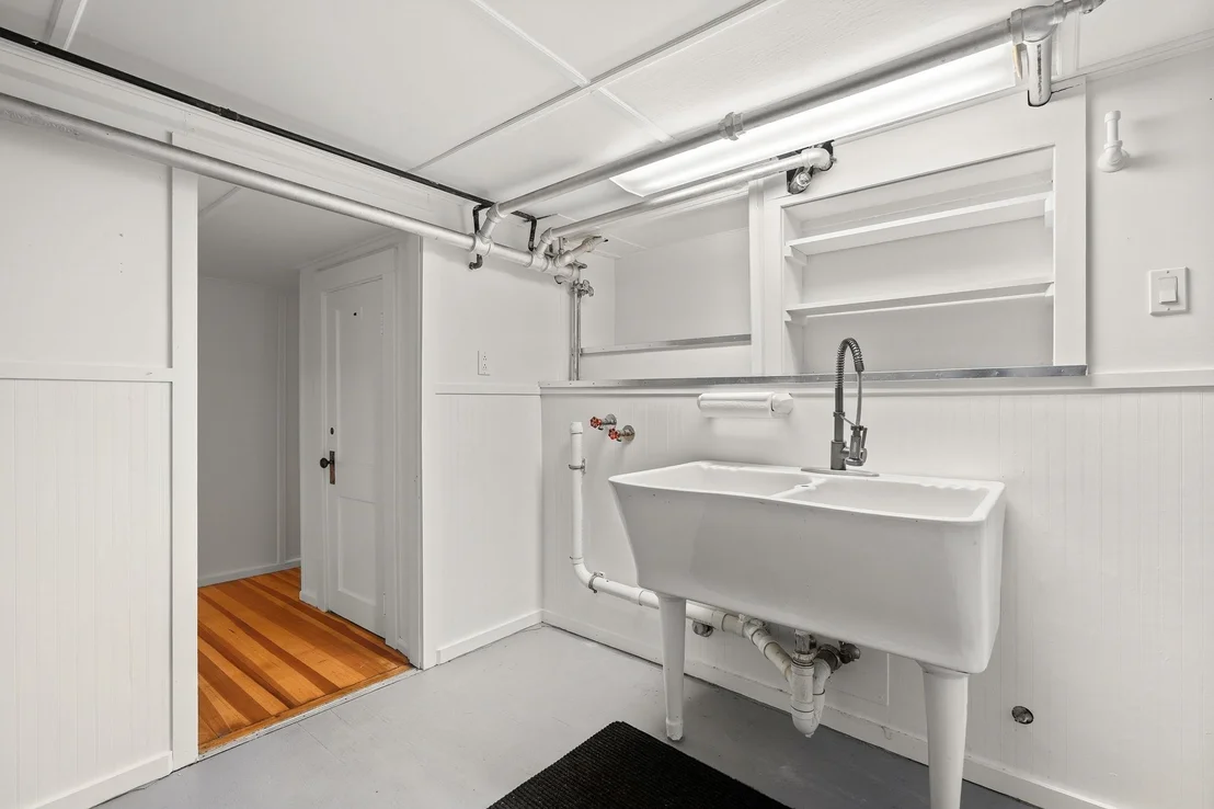 Photo of 70 Kensington Park