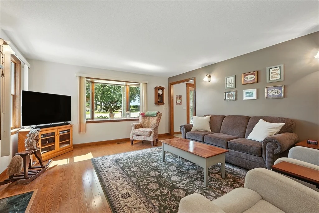 Photo of 55 Dowds Ln