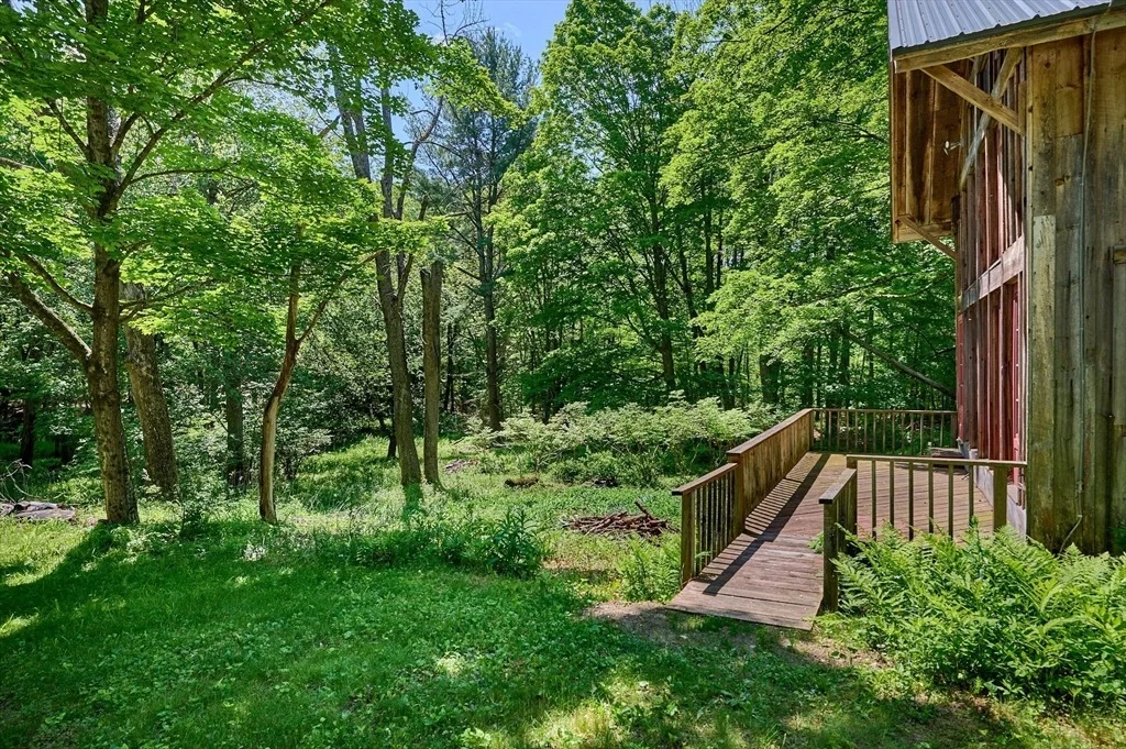Photo of 102 Chestnut Hill Loop