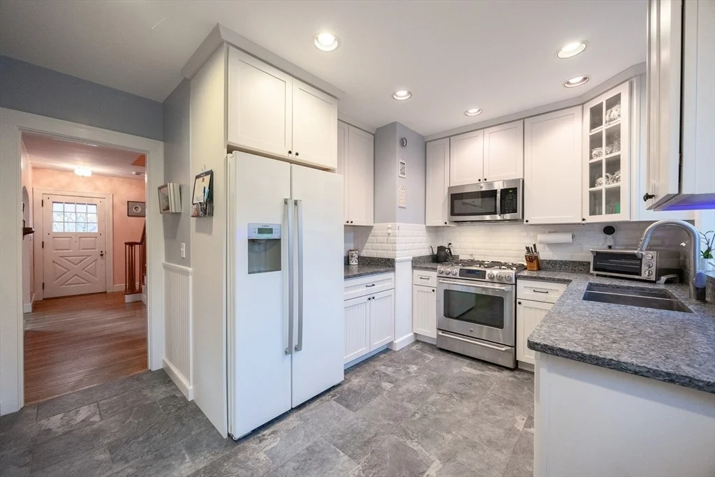 Photo of 51 Barnstable St