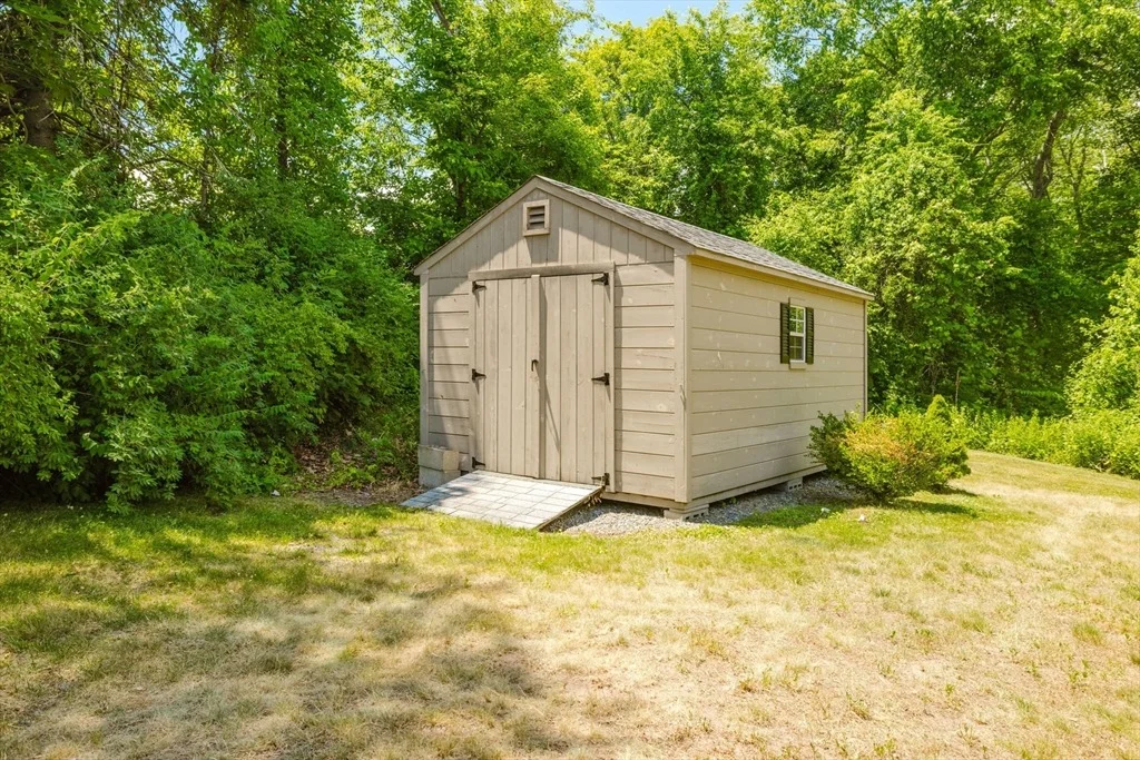 Photo of 275 Summer St