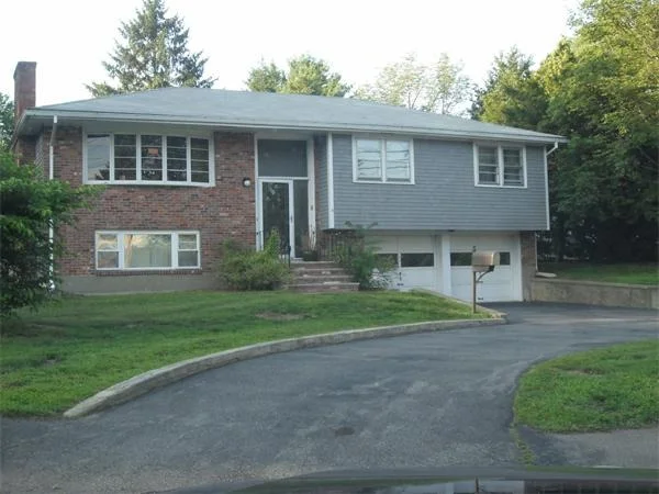 Photo of 9 Tower Hill Rd