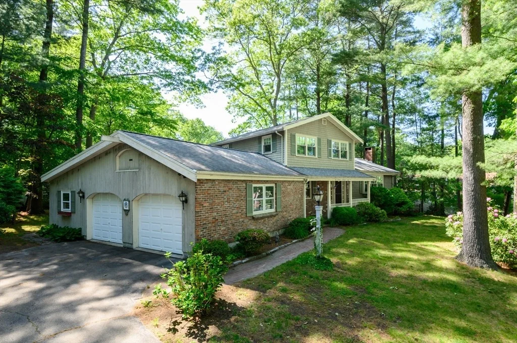 Photo of 371 Gardner St