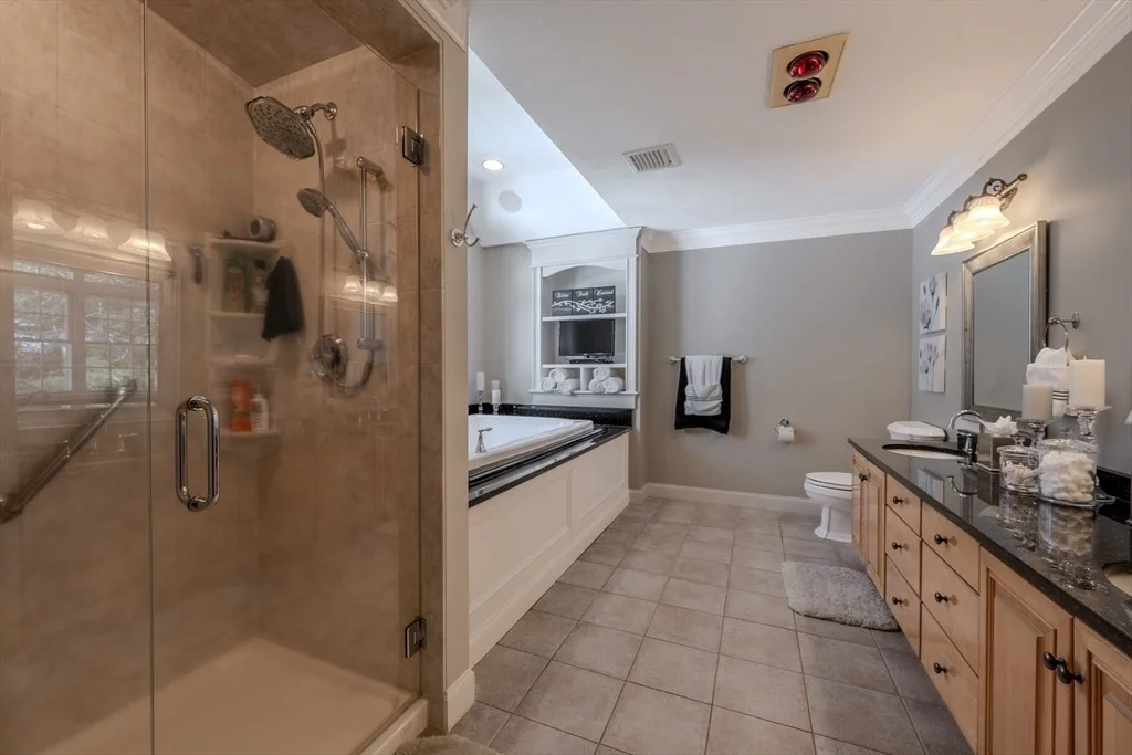 Photo of 31 Hunt Dr