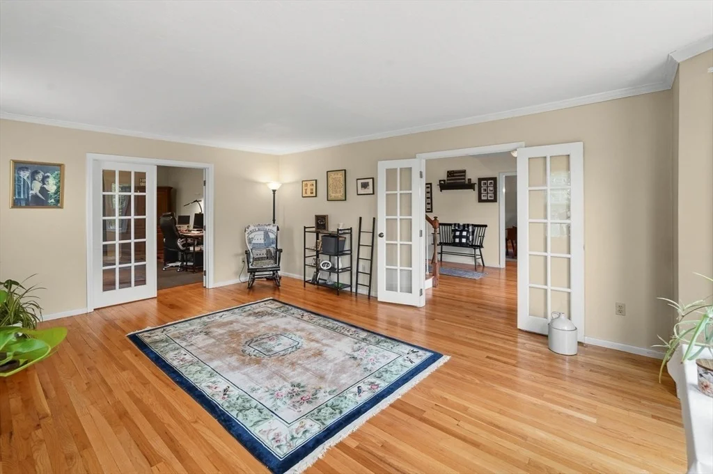 Photo of 23 Brooks Xing