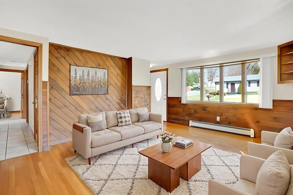 Photo of 142 Louis Rd