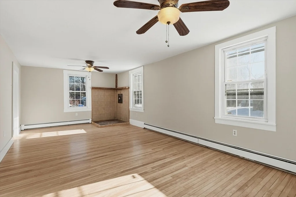 Photo of 15 Hubbardston Rd