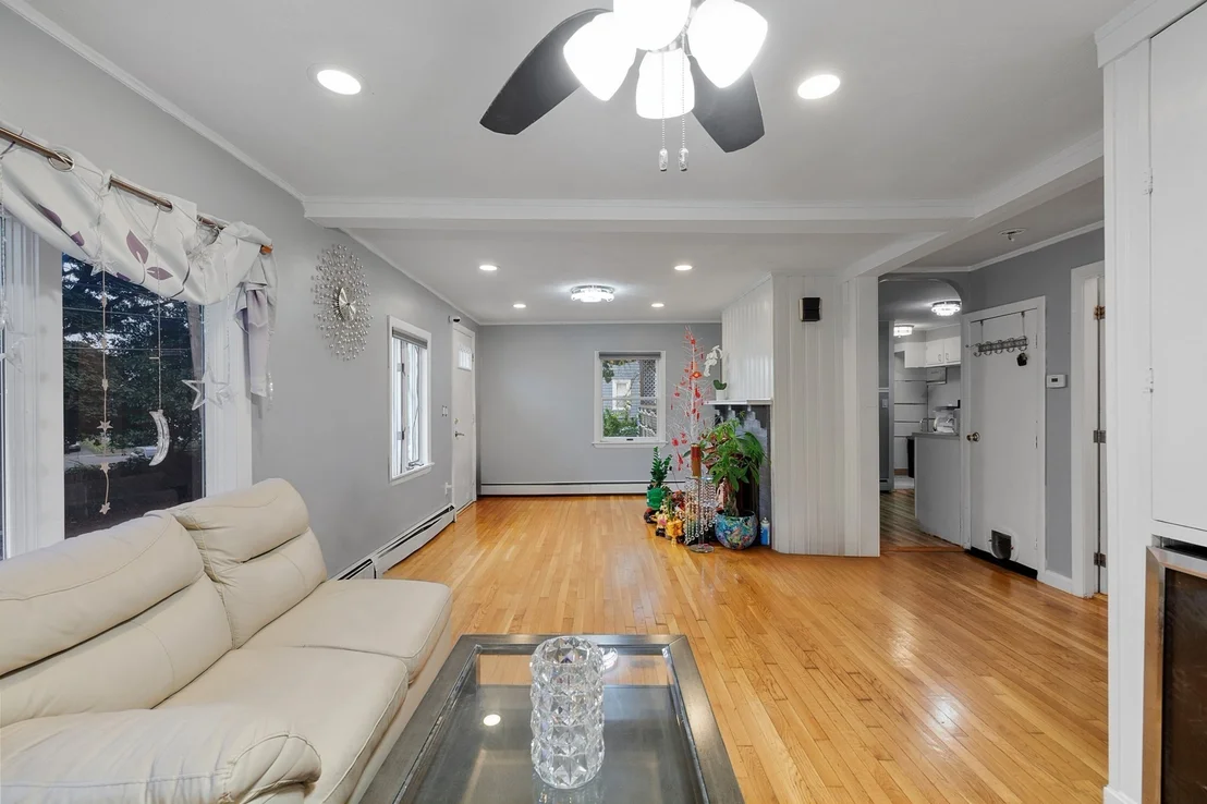 Photo of 31 Endicott St.