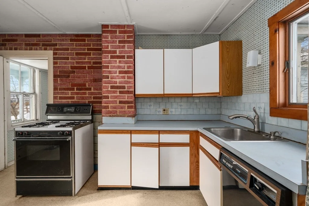 Photo of 235 Arlington St