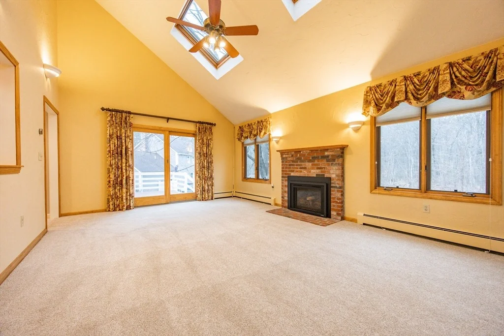 Photo of 261 Rolling Meadow Drive