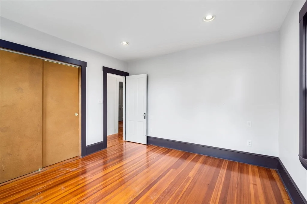 Photo of 26 Centre Ave