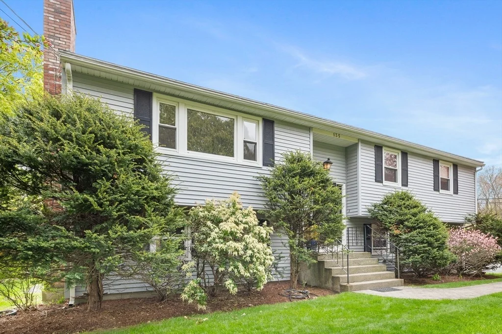 Photo of 135 Forest Avenue