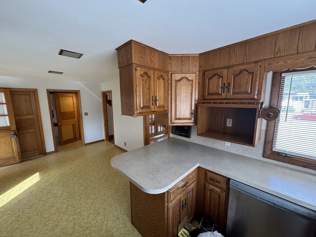 Photo of 42 Benjamin Rd