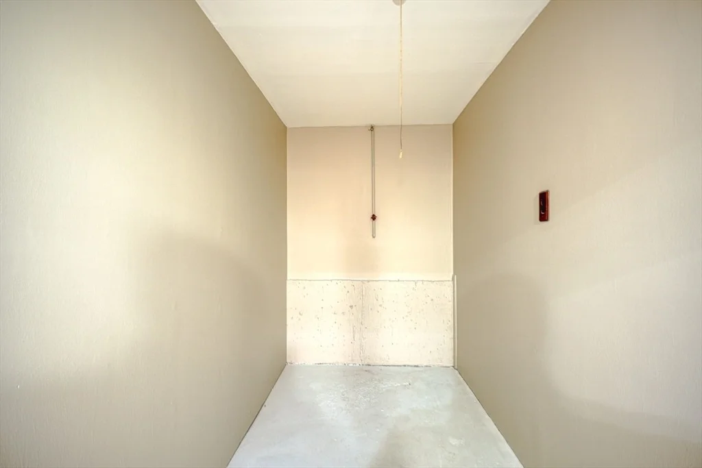 Photo of 49 Lanewood Ave