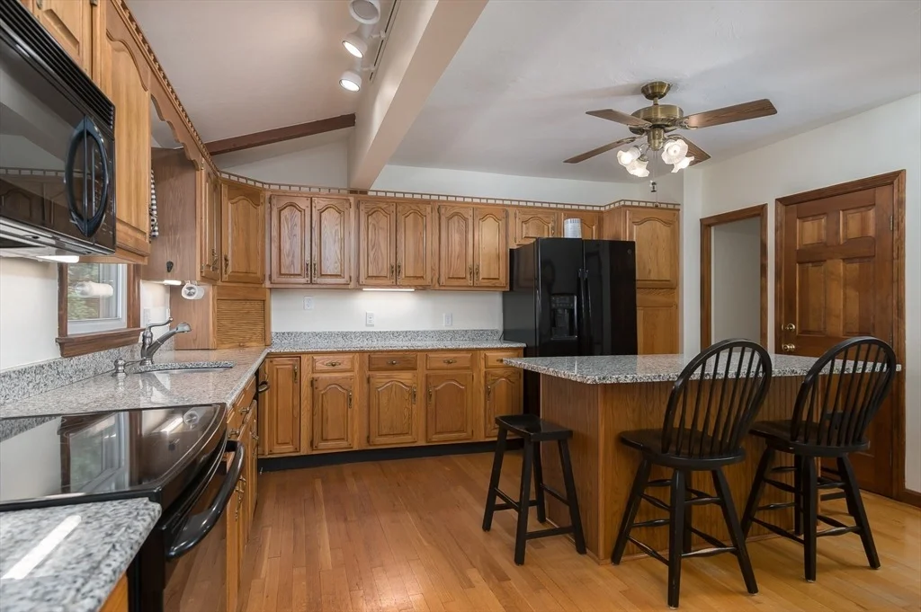 Photo of 20 Blaine Ave
