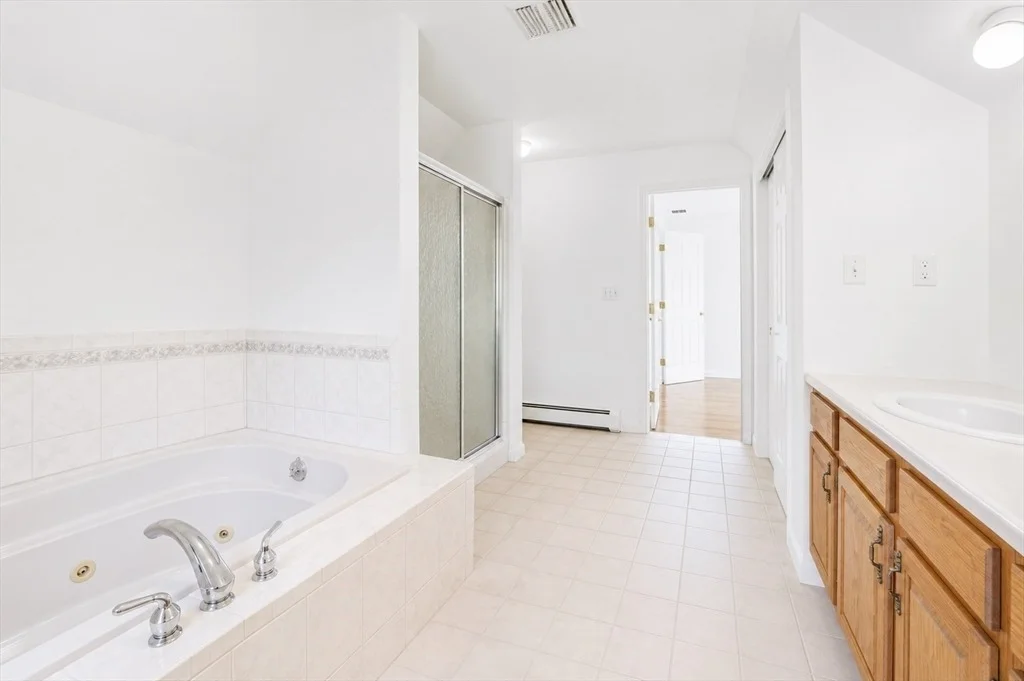 Photo of 226 Tower Hill Rd