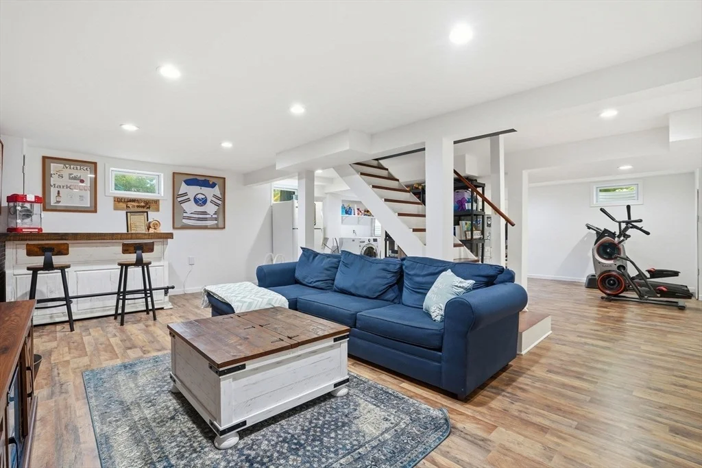 Photo of 50 Blackmount Dr