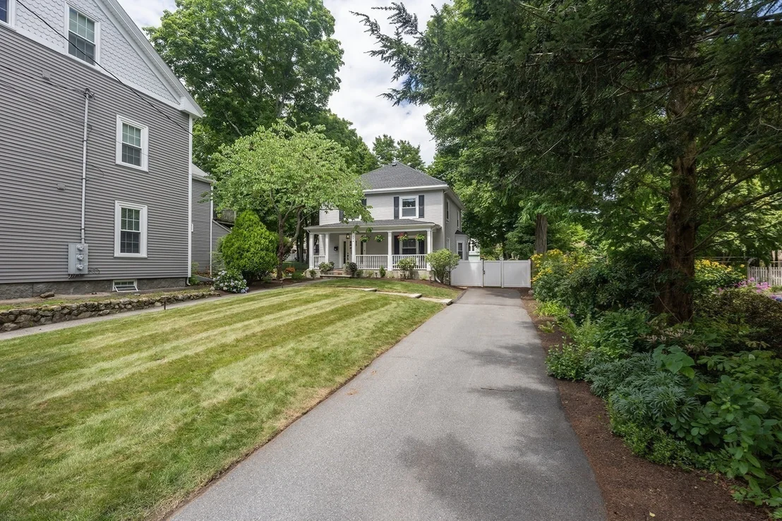 Photo of 144 Salem Street