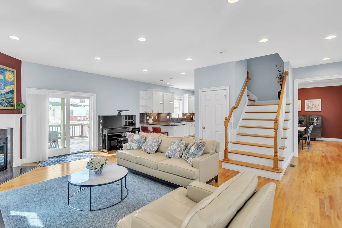 Photo of 39 Arcola St